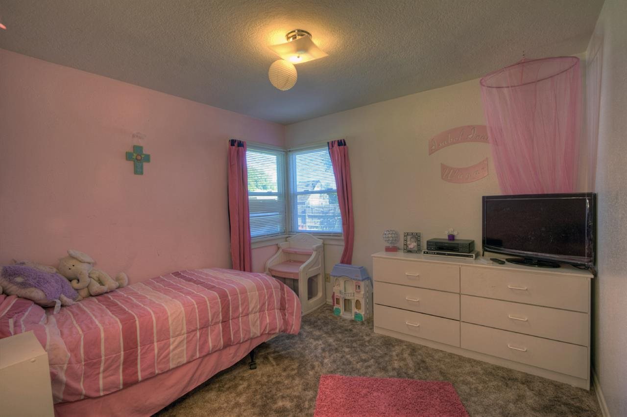 1423 North Vista Road Spokane Valley, WA 99212 - Photo 7 of 14