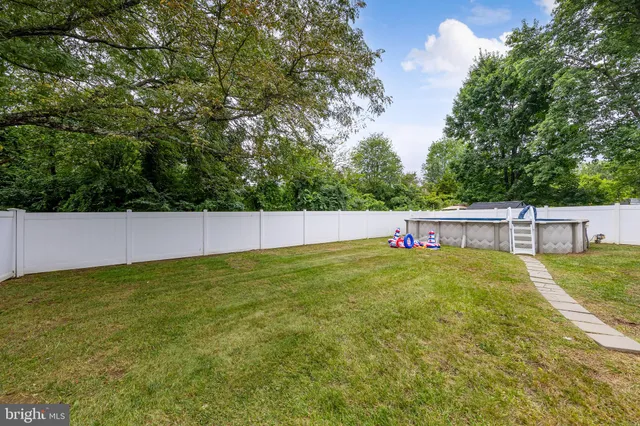 $449,900 | 128 Robins Run West, Swedesboro, NJ 08085