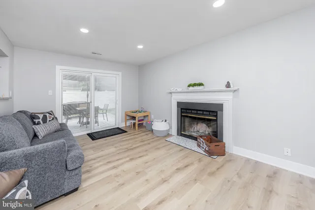 $449,900 | 128 Robins Run West, Swedesboro, NJ 08085