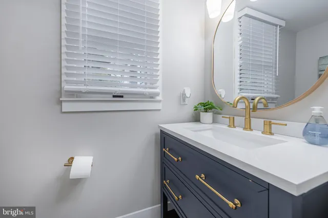 $449,900 | 128 Robins Run West, Swedesboro, NJ 08085