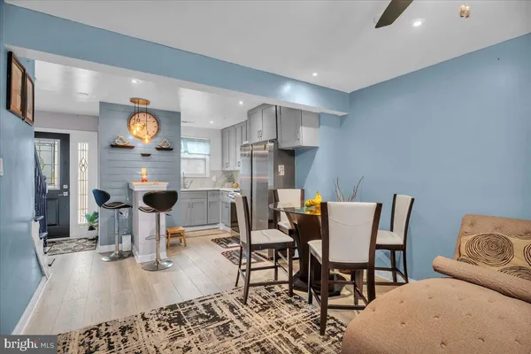 $220,000 | 40 Via Cascata Drive, Clementon, NJ 08021