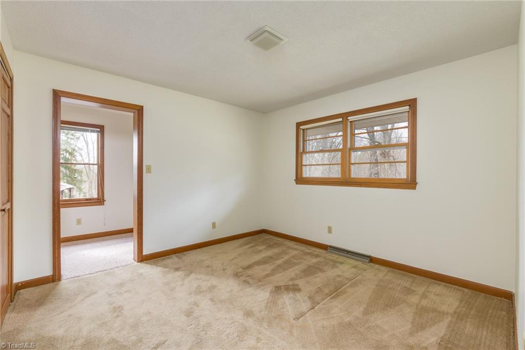 3920 River Ridge Road Pfafftown, NC 27040 - Photo 17 of 29 Gallery Image 17