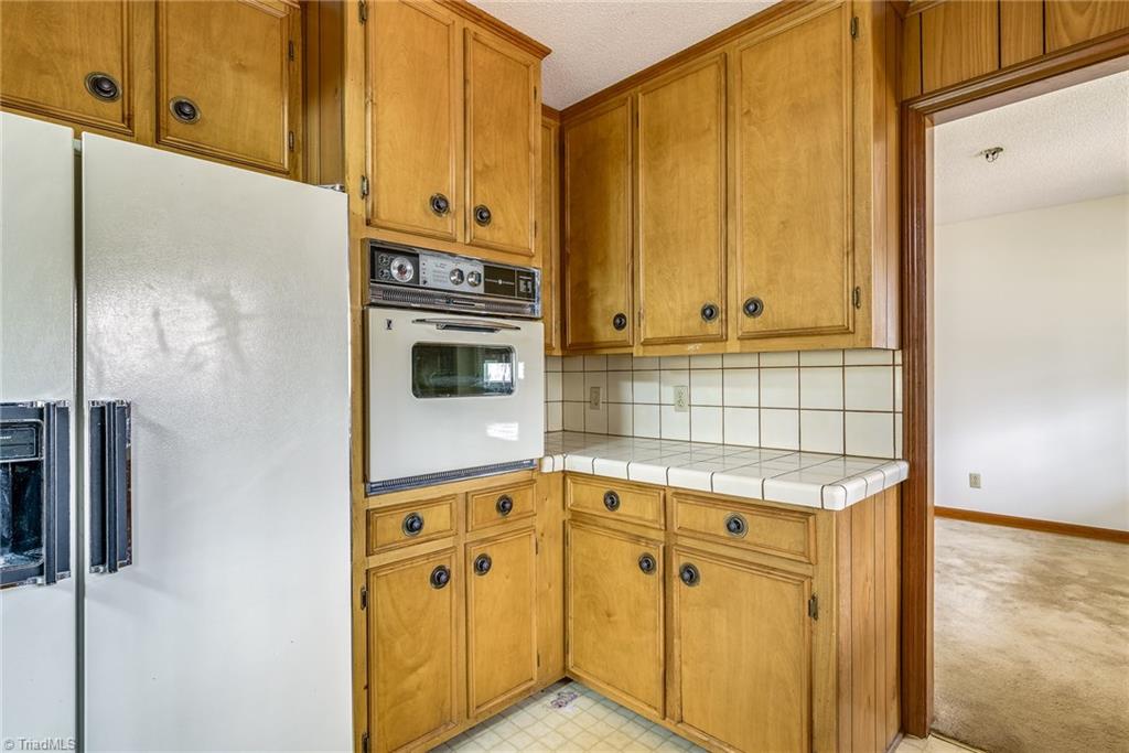 3920 River Ridge Road Pfafftown, NC 27040 - Photo 8 of 29 Gallery Image 8