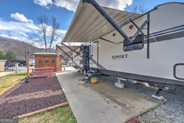 $75,000 | 46 Holiday Rambler Lane, Dillard, GA 30537