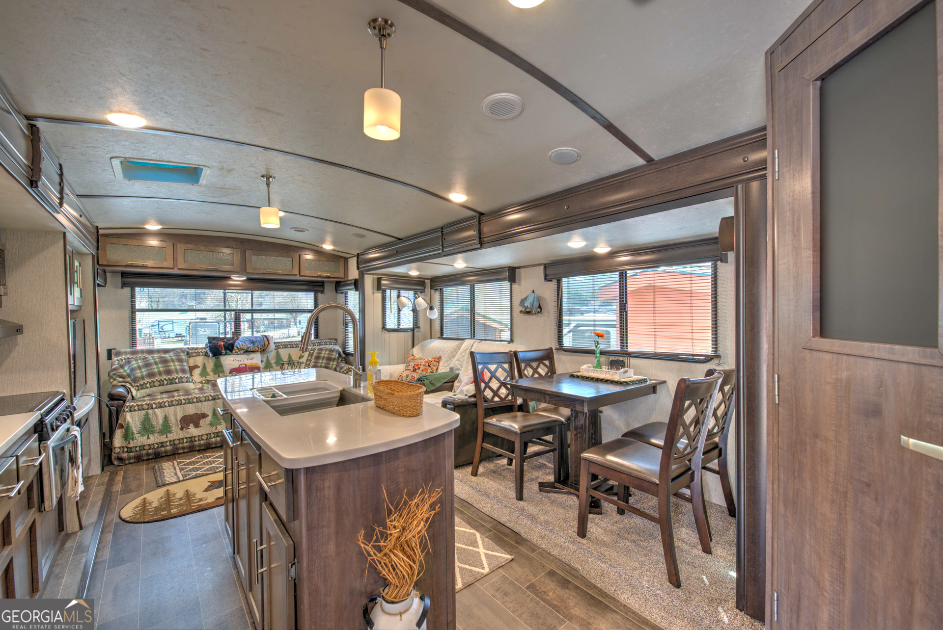 46 Holiday Rambler Lane Dillard, GA 30537 - Photo 6 of 19