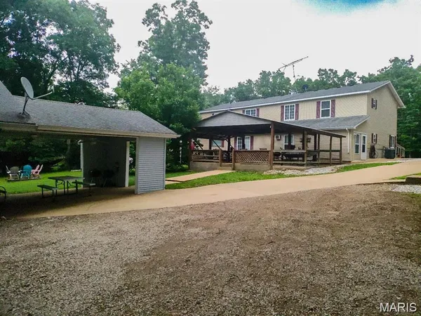 $425,000 | 677 State Hwy AA, Piedmont, MO 63957