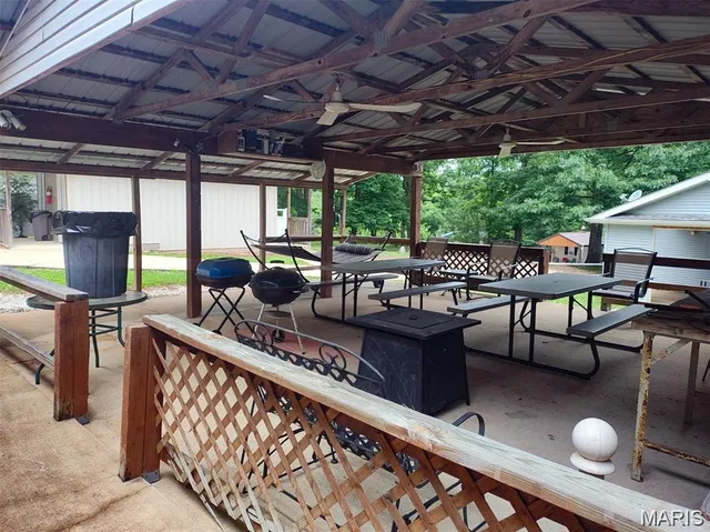 $425,000 | 677 State Hwy AA, Piedmont, MO 63957