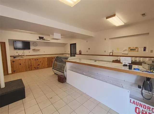 $425,000 | 677 State Hwy AA, Piedmont, MO 63957