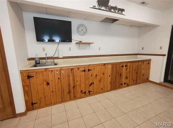 $425,000 | 677 State Hwy AA, Piedmont, MO 63957