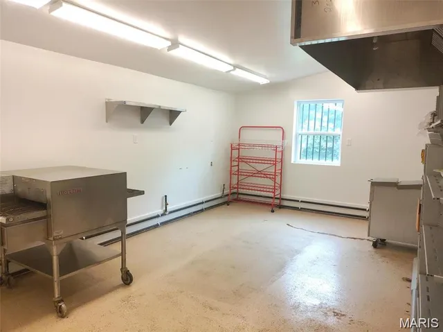 $425,000 | 677 State Hwy AA, Piedmont, MO 63957