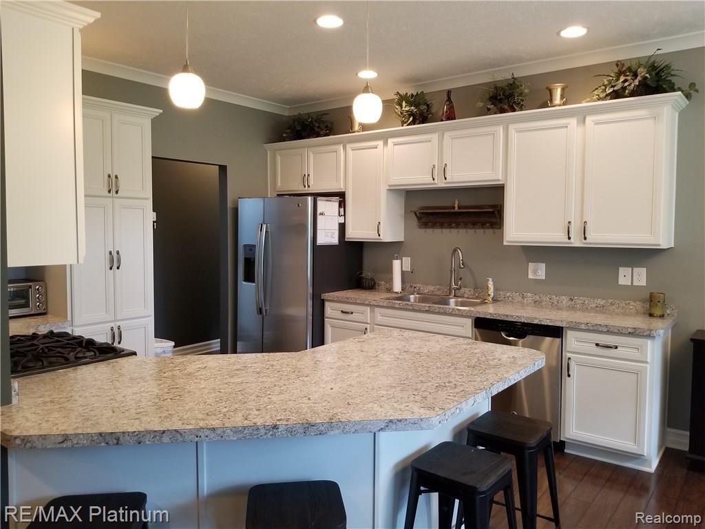 10941 Resort Road Pleasant Lake, MI 49272 - Photo 9 of 48 20180609_092103.jpg
