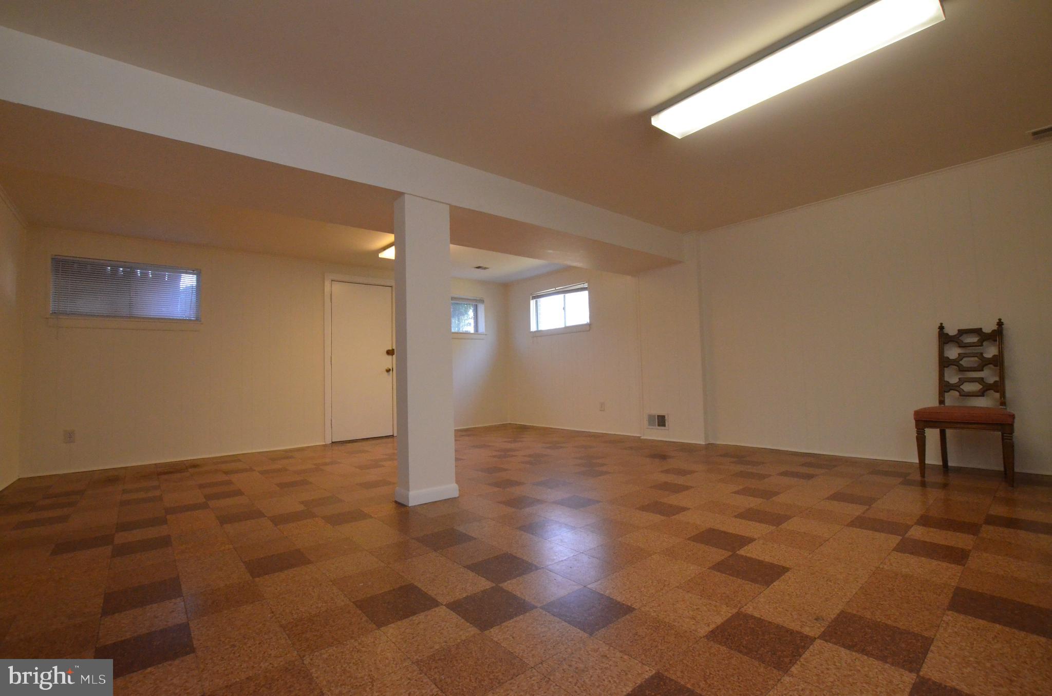 307 Hannes Street Silver Spring, MD 20901 - Photo 30 of 37
