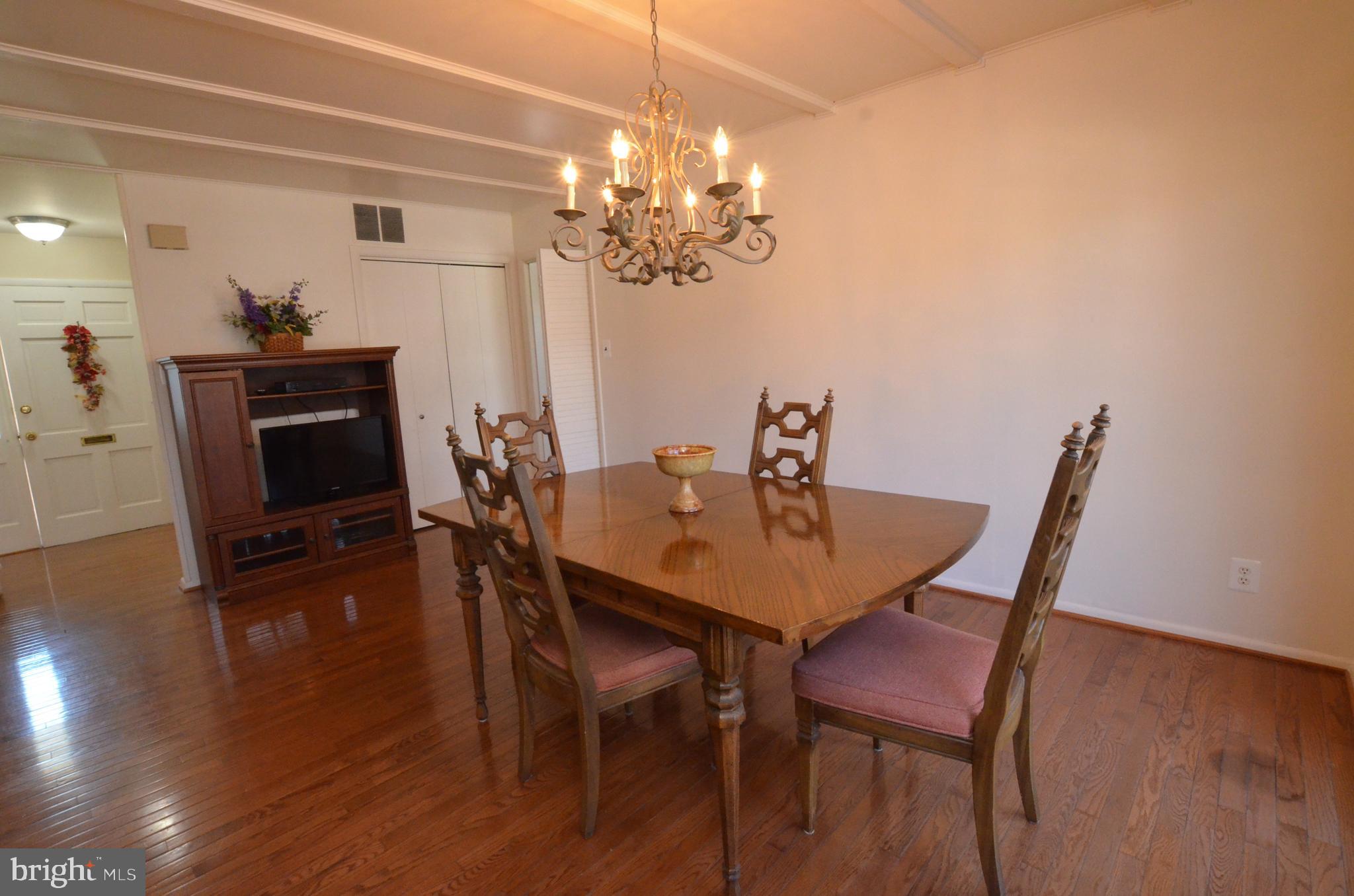 307 Hannes Street Silver Spring, MD 20901 - Photo 5 of 37