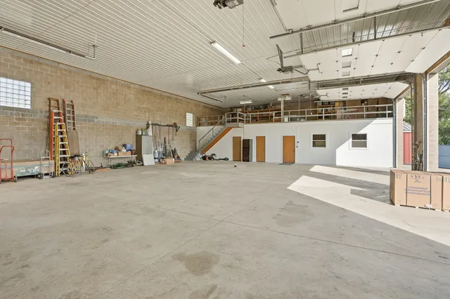 a view of a white building