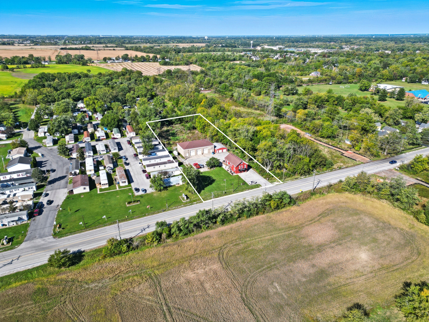 1702 South Dixie Highway Crete, IL 60417 - Photo 3 of 50 a view of a city