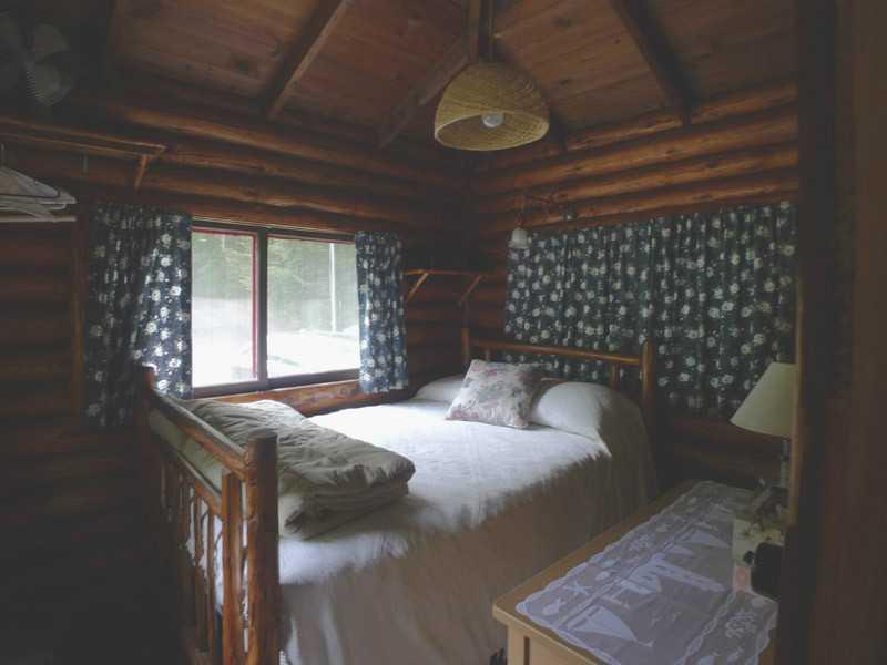 58 Nahanada Road Boothbay Harbor, ME 04538 - Photo 5 of 8 Master Bedroom.