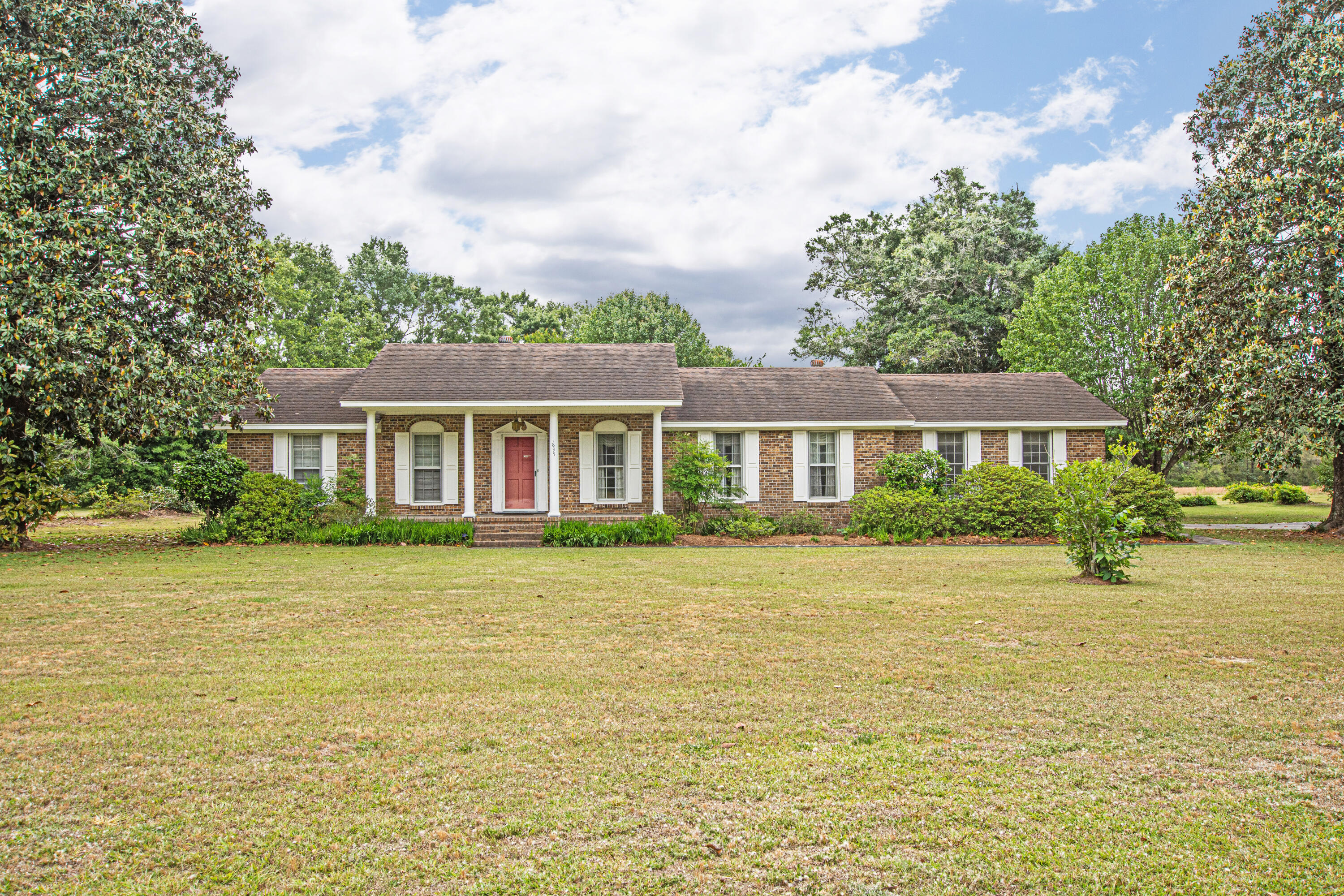 1895 Fish Road Ridgeville, SC 29472 - Photo 1 of 26 0-13