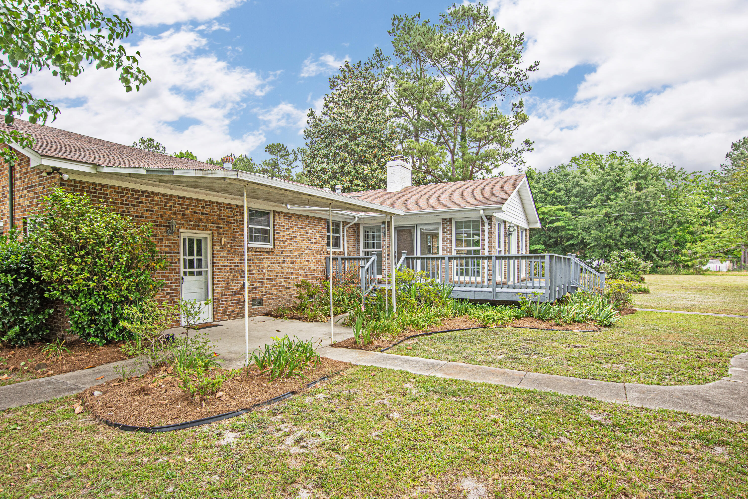 1895 Fish Road Ridgeville, SC 29472 - Photo 6 of 26 0-1.0