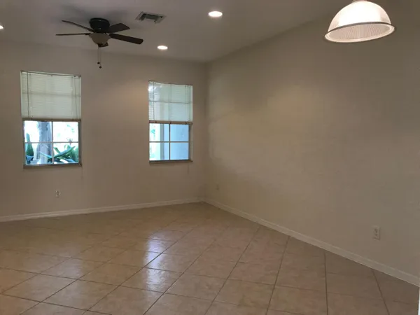 $3,450 | 141 East Thatch Palm Circle, Jupiter, FL 33458