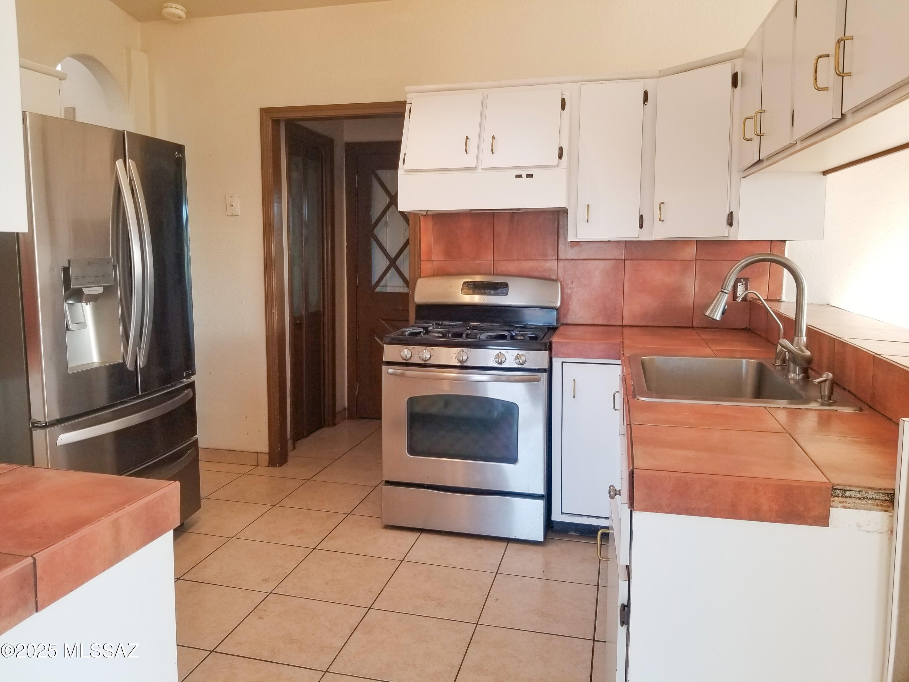 900 Paseo Comanche Rio Rico, AZ 85648 - Photo 19 of 36