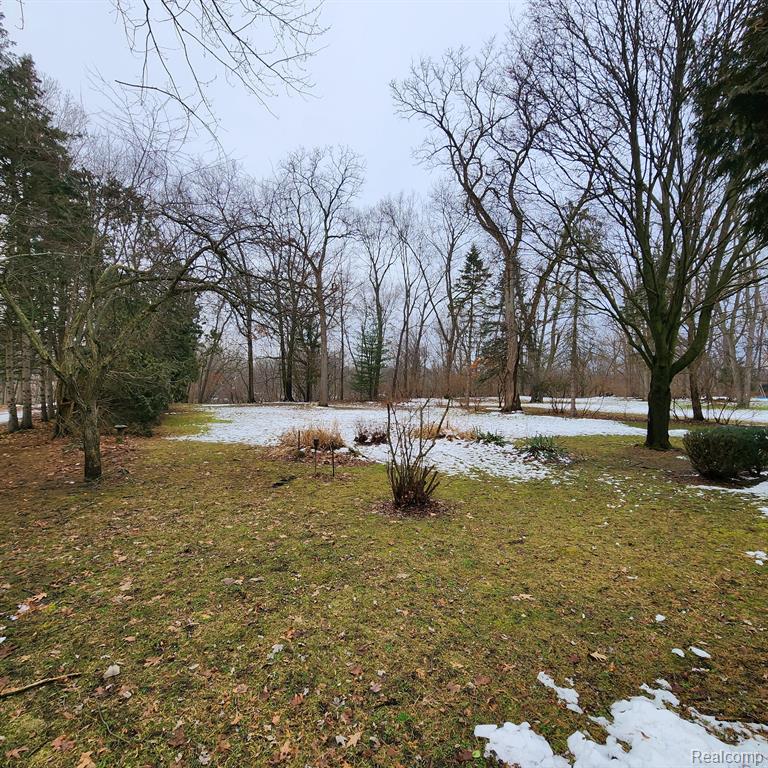 28705 Inkster Road Farmington Hills, MI 48334 - Photo 22 of 24