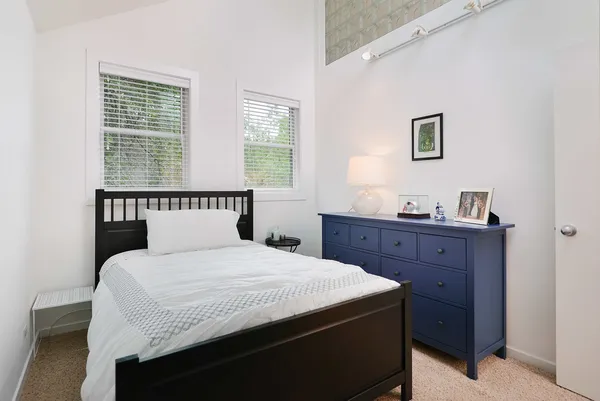 $9,000 | 2317 North Greenview Avenue, Chicago, IL 60614