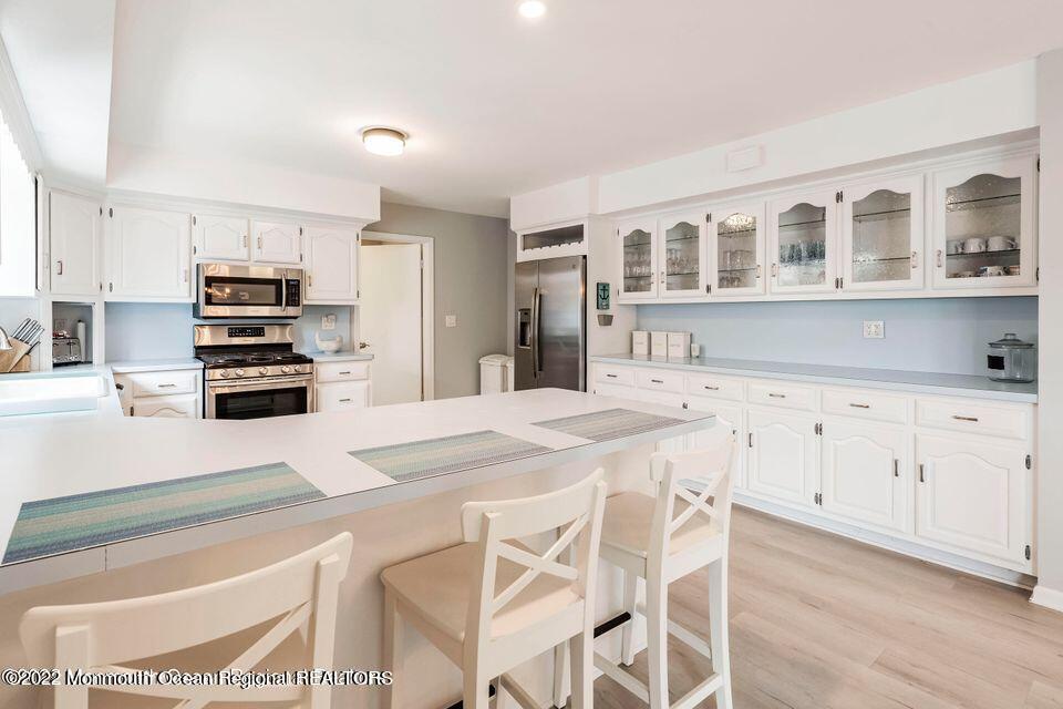 425 A Atlantic Avenue Spring Lake, NJ 07762 - Photo 17 of 26 20220520014140078411000000-o