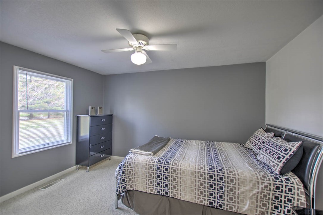 3198 Kathy Court Decatur, IL 62521 - Photo 21 of 40