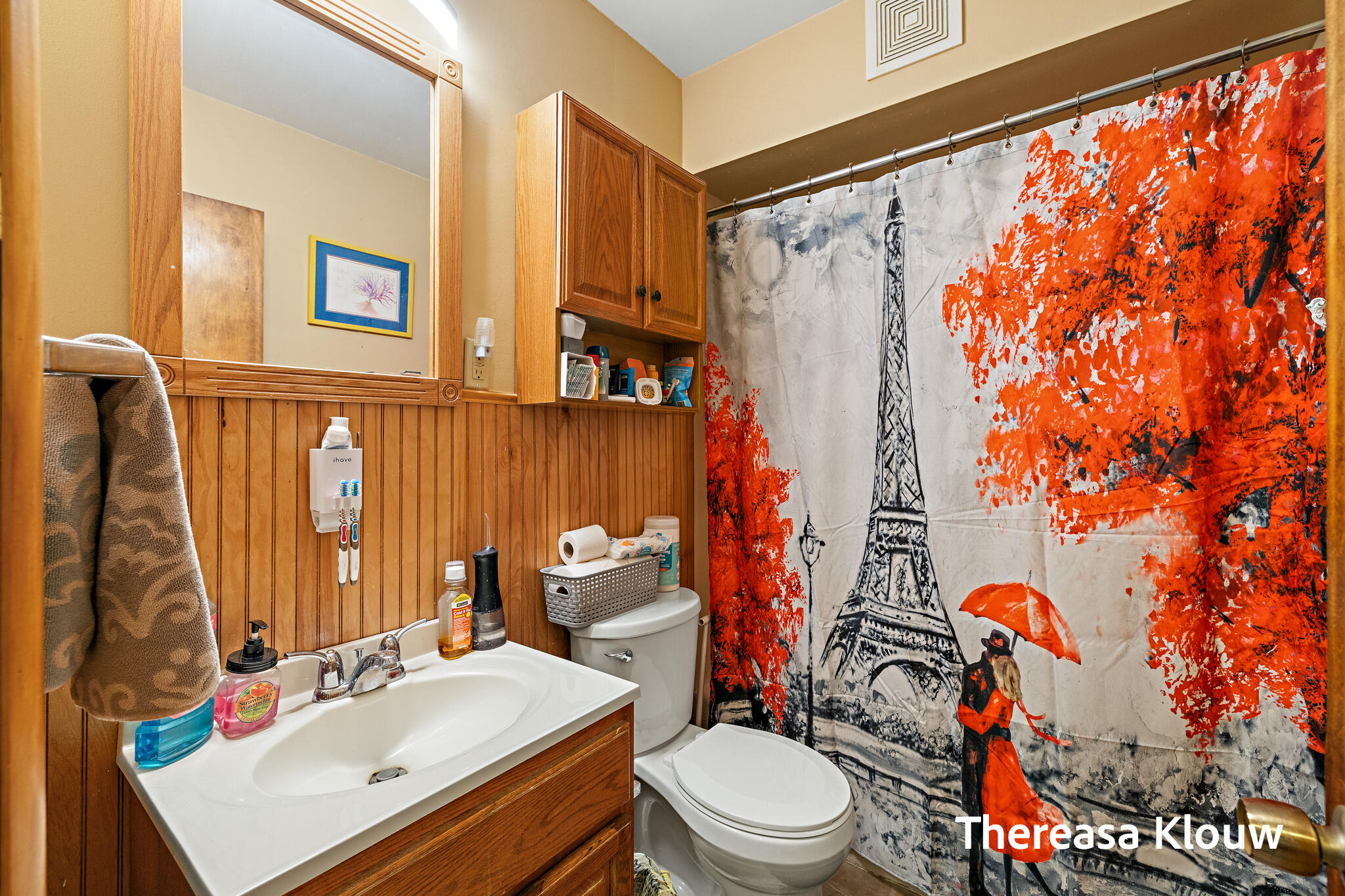 710 Quarterline Road Muskegon, MI 49442 - Photo 29 of 44 Bathroom