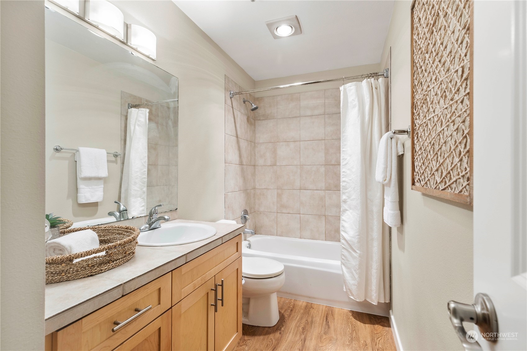 3924 243rd Place Southeast, Unit G401 Bothell, WA 98021 - Photo 17 of 27