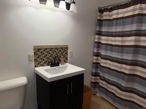 $599,900 | 460 Kentucky Hollow Road, Bedford, IN 47421