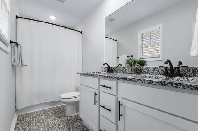 $293,900 | 1186 Cottonwood Drive, Clarksville, TN 37040