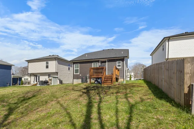 $293,900 | 1186 Cottonwood Drive, Clarksville, TN 37040