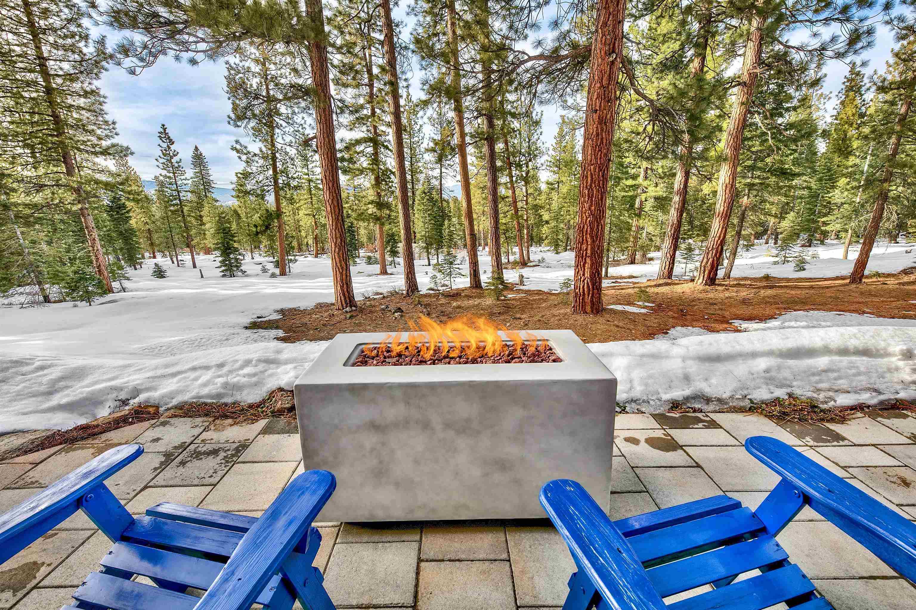 17144 Uxbridge Drive Truckee, CA 96161 - Photo 19 of 21 a view of outdoor space and seating