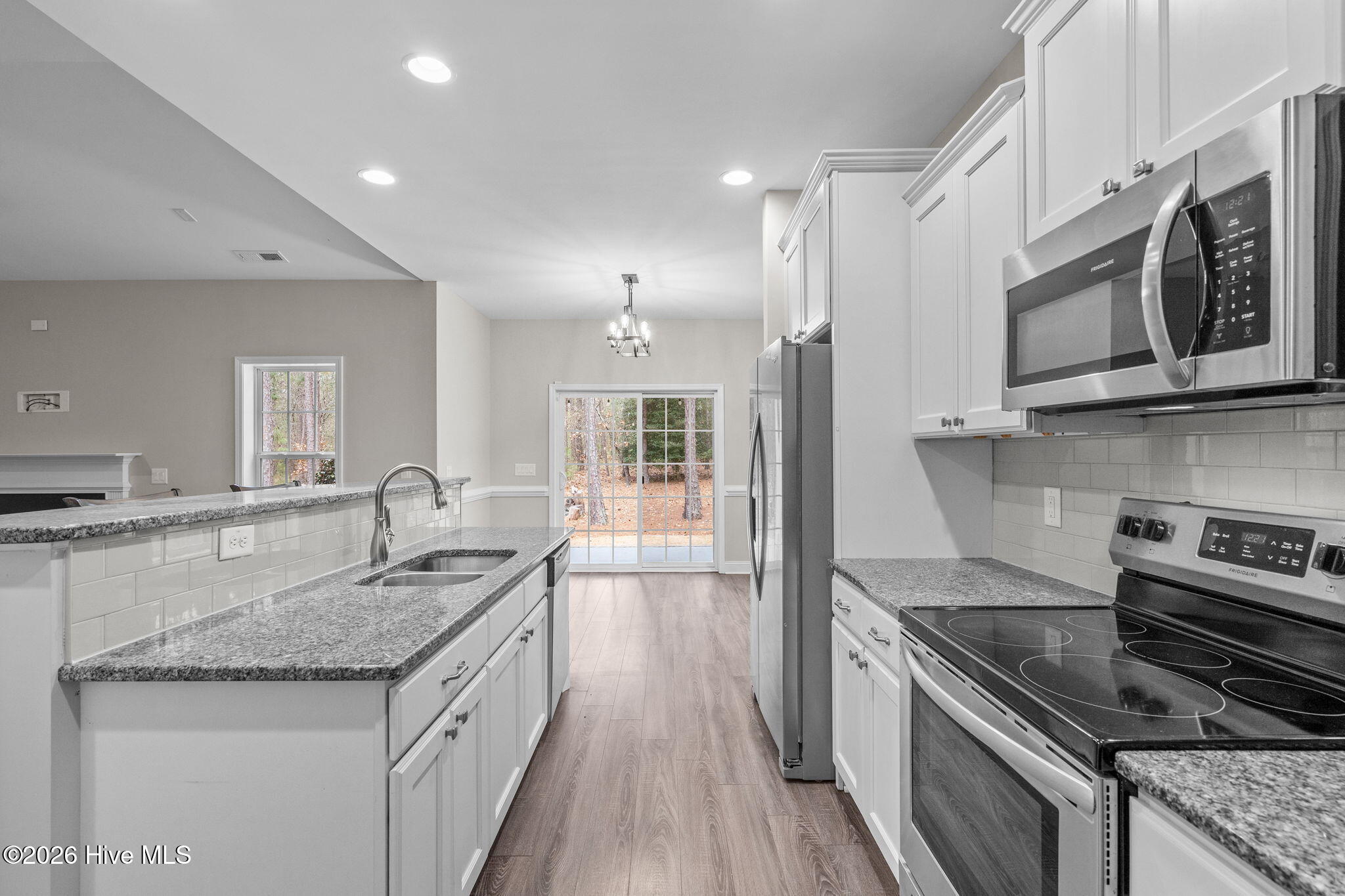 286 Longleaf Drive West End, NC 27376 - Photo 19 of 66 29-web-or-mls-DSC06006