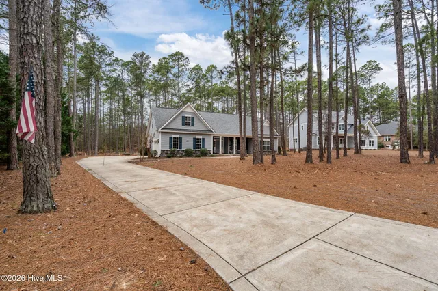 $450,000 | 286 Longleaf Drive, West End, NC 27376