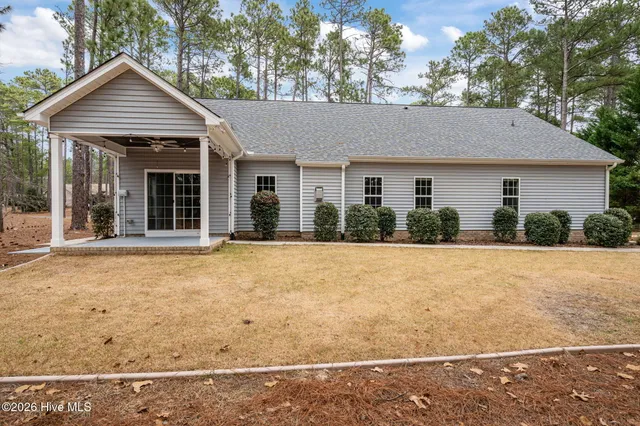 $450,000 | 286 Longleaf Drive, West End, NC 27376