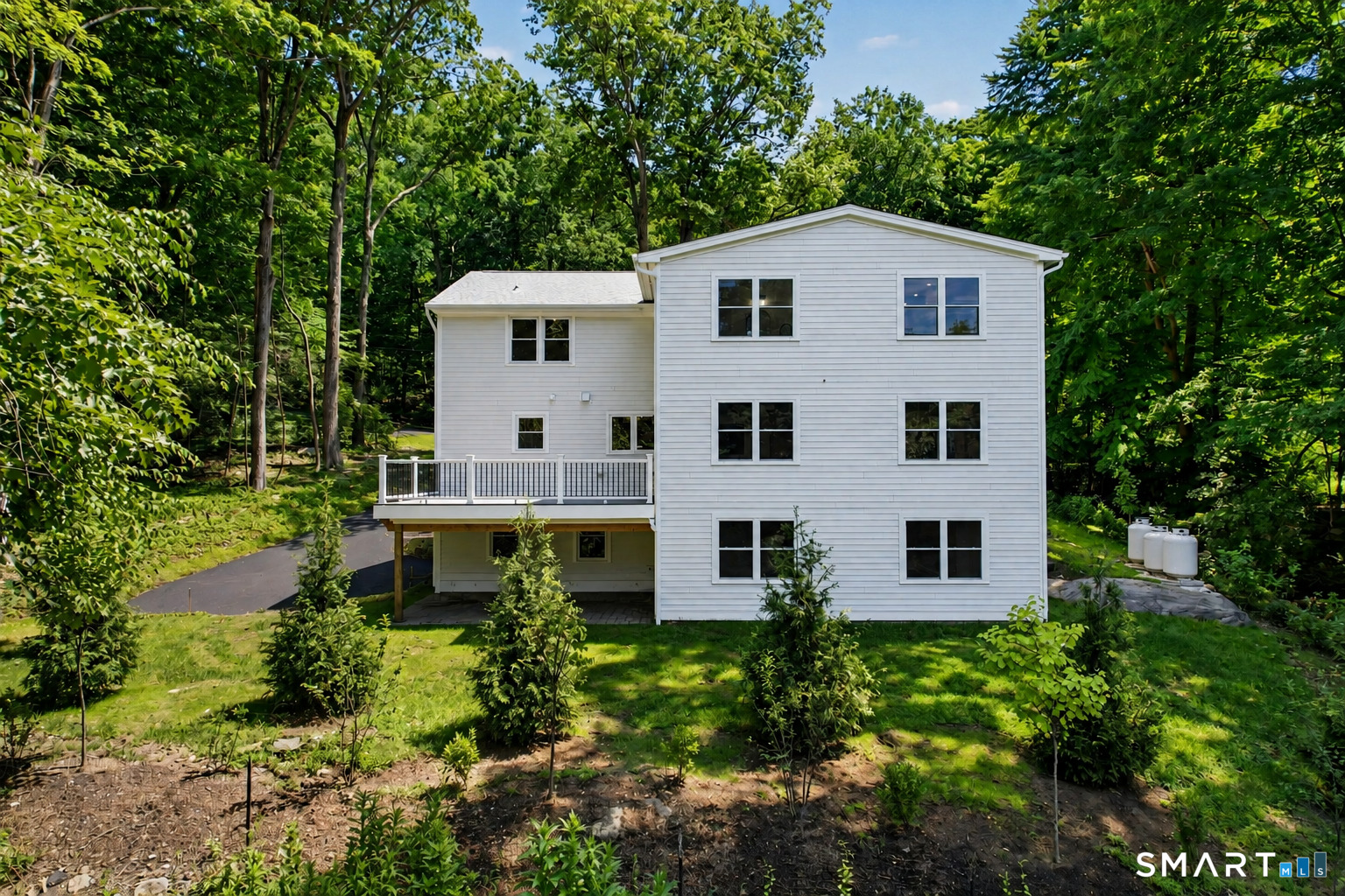 238 Mimosa Circle Ridgefield, CT 06877 - Photo 31 of 40 Gallery Image 31