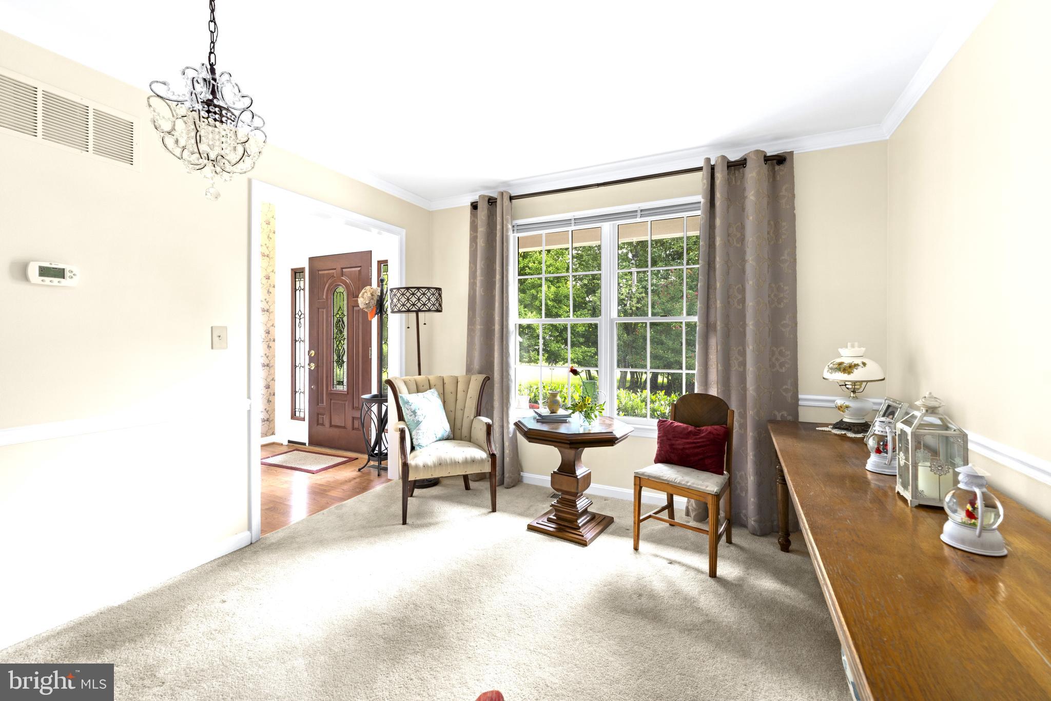 9816 Magledt Road Baltimore, MD 21234 - Photo 23 of 57 Den/Living Room