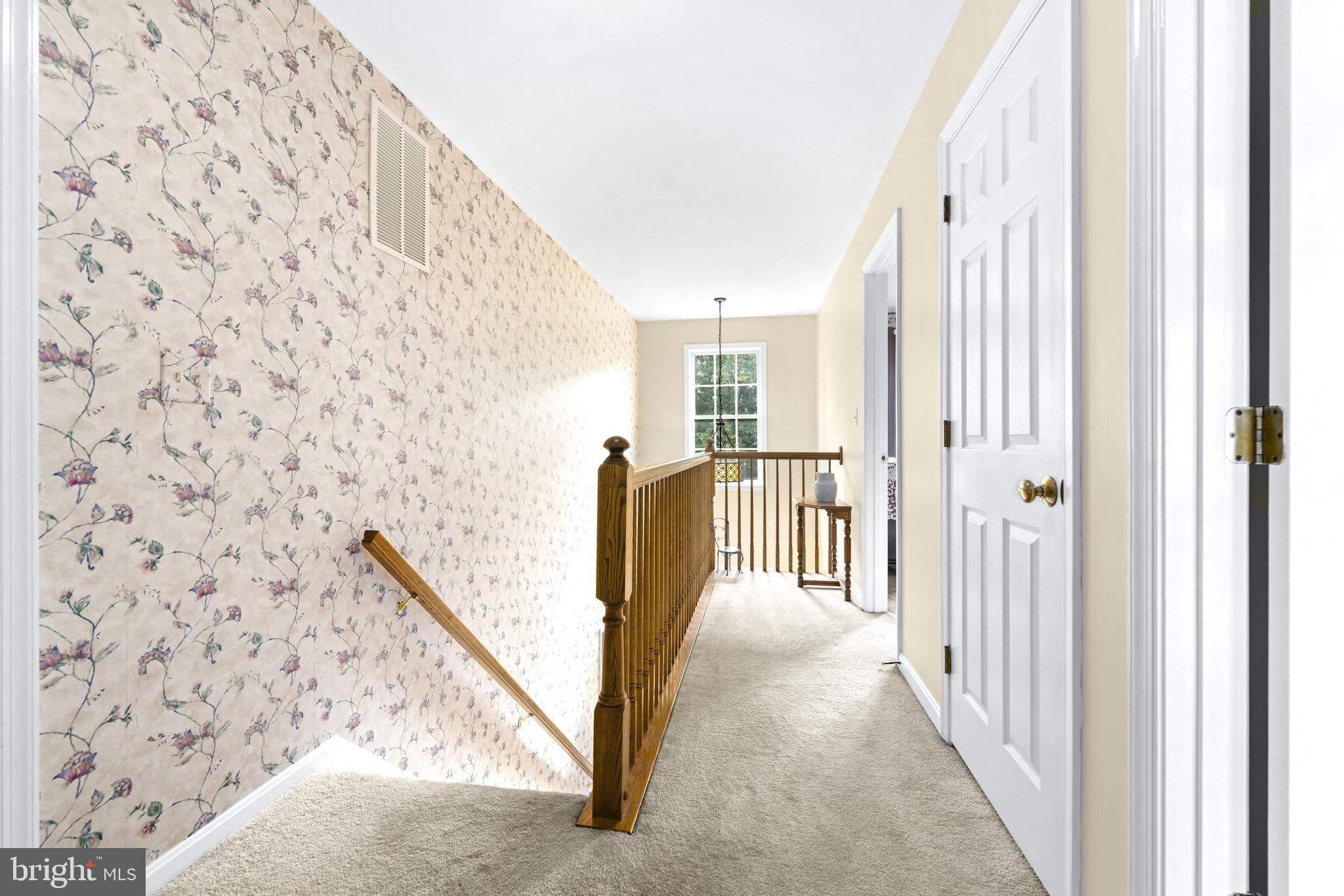 9816 Magledt Road Baltimore, MD 21234 - Photo 25 of 57 Upstairs Hallway