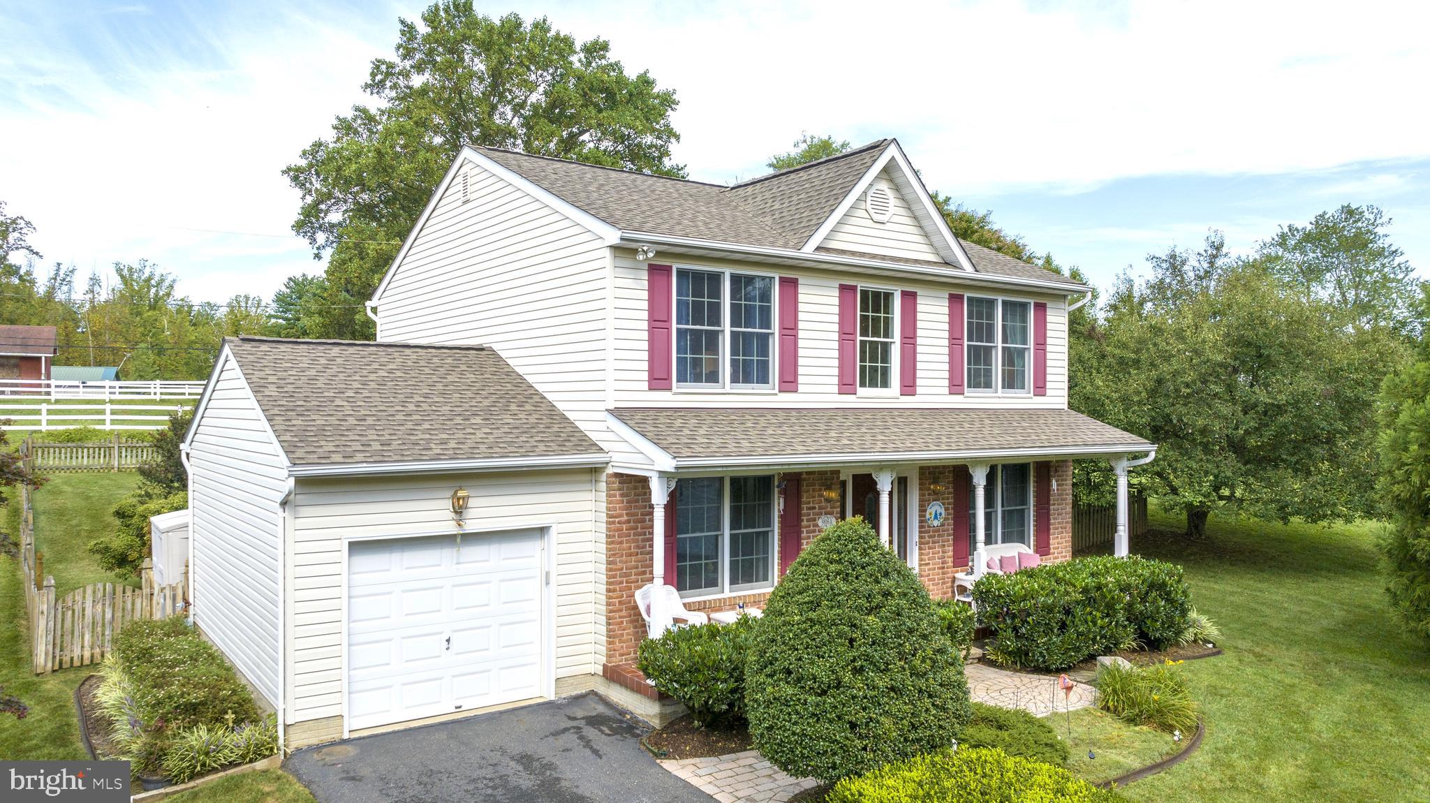 9816 Magledt Road Baltimore, MD 21234 - Photo 5 of 57 Front