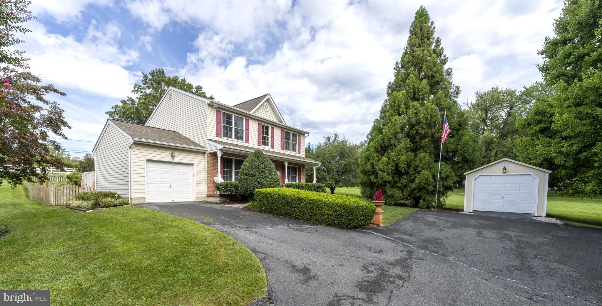 9816 Magledt Road Baltimore, MD 21234 - Photo 6 of 57 Front