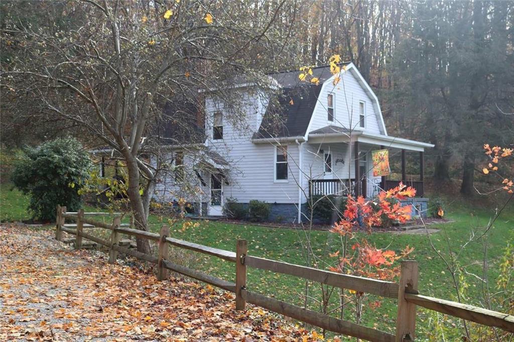 121 Hixson Lane Connellsville, PA 15425 - Photo 1 of 25
