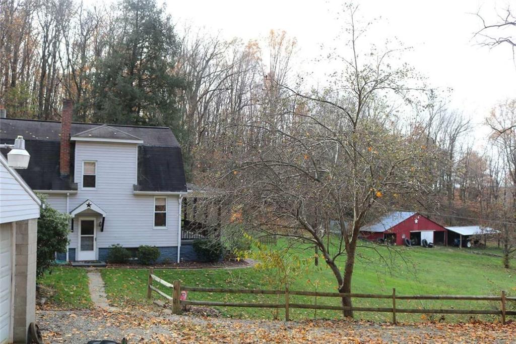 121 Hixson Lane Connellsville, PA 15425 - Photo 2 of 25
