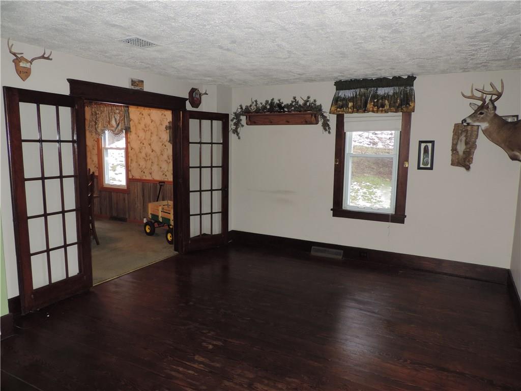 121 Hixson Lane Connellsville, PA 15425 - Photo 11 of 25