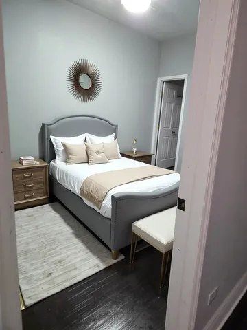 $1,500 | 6229 South Bishop Street, Unit 2, Chicago, IL 60636