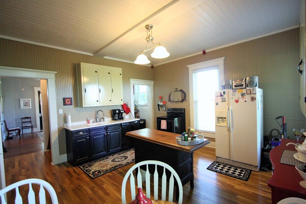 1824 Meng Road Bowling Green, KY 42104 - Photo 20 of 35 Gallery Image 20