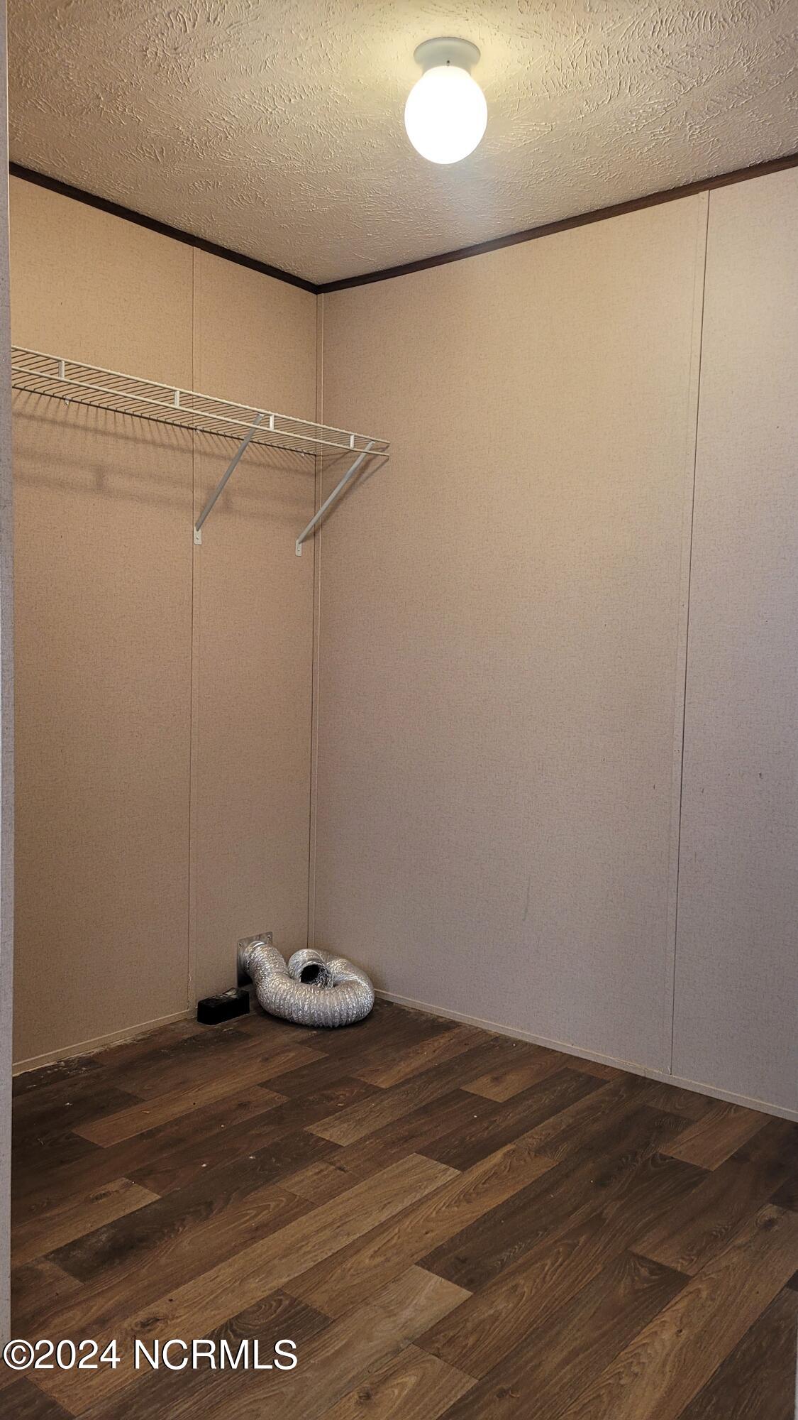 190 Wildlife Road New Bern, NC 28560 - Photo 17 of 25 Laundry Room
