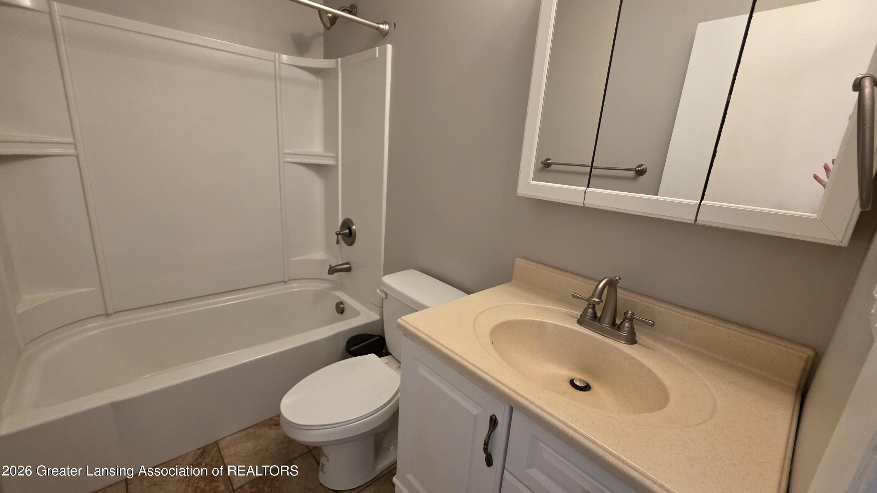 825 Dunlap Street Lansing, MI 48910 - Photo 17 of 32 20260526_145458