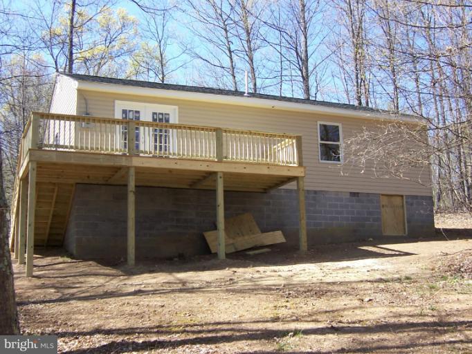 3 Off Rt 9/18 Berkeley Springs Berkeley Springs, WV 25411 - Photo 2 of 7 Exterior (Rear)